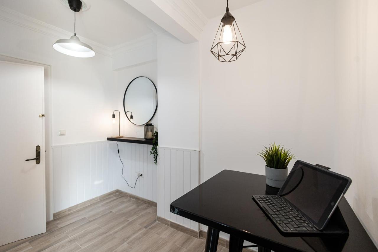 Nordik Rooms Urban - Urena "Grindavik" Malaga Luaran gambar